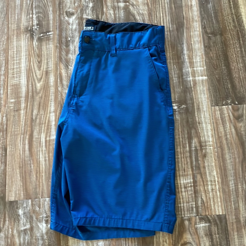 Trunks Multi-Functional 34W Short - Picture 6 of 6